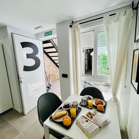 Cool Lofts Alameda Valencia Hotel Bagian luar foto