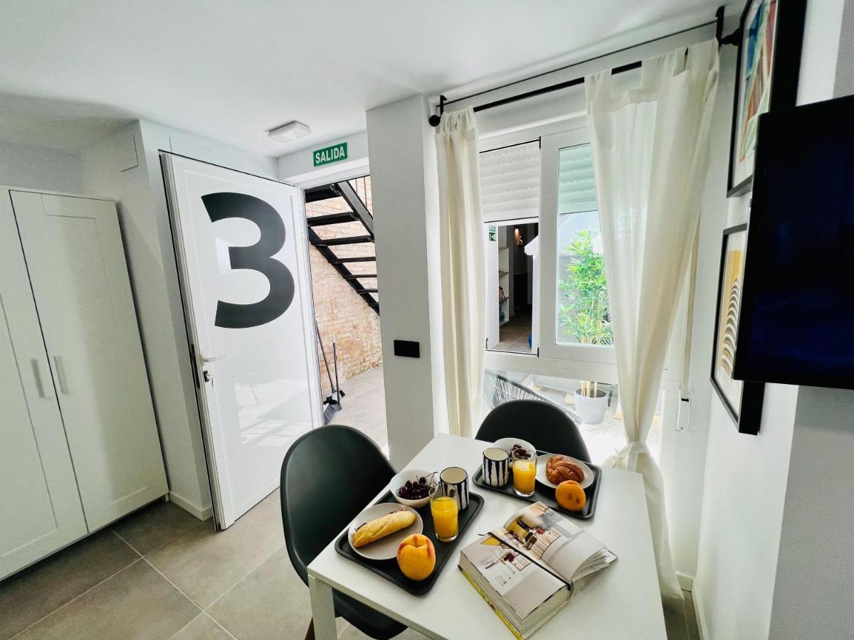 Cool Lofts Alameda Valencia Hotel Bagian luar foto