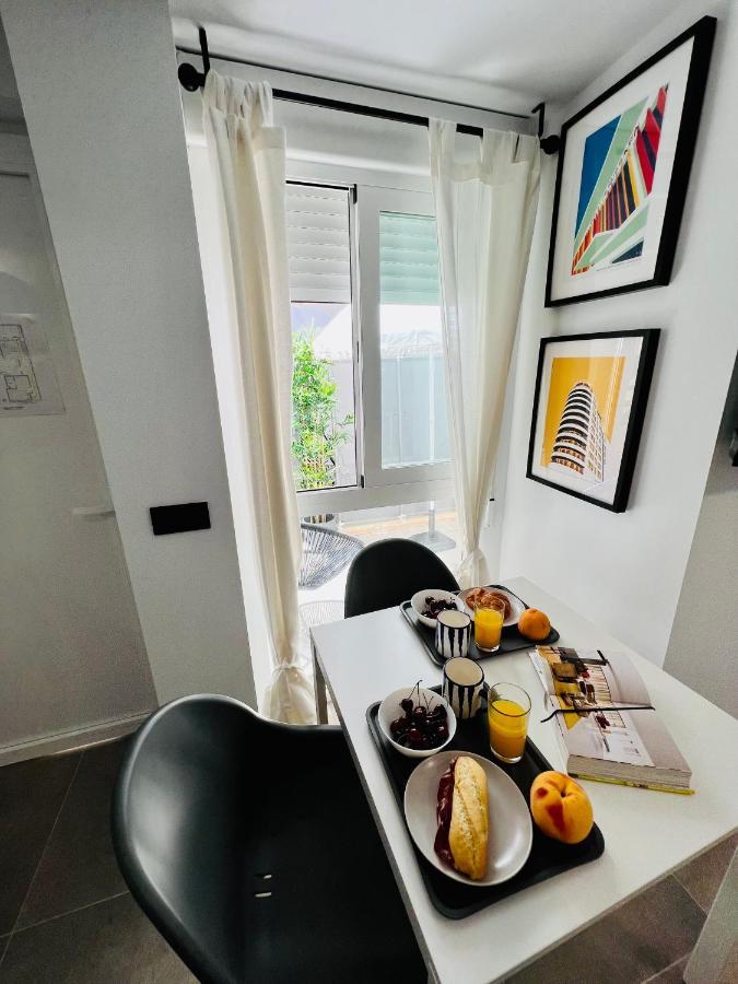 Cool Lofts Alameda Valencia Hotel Bagian luar foto