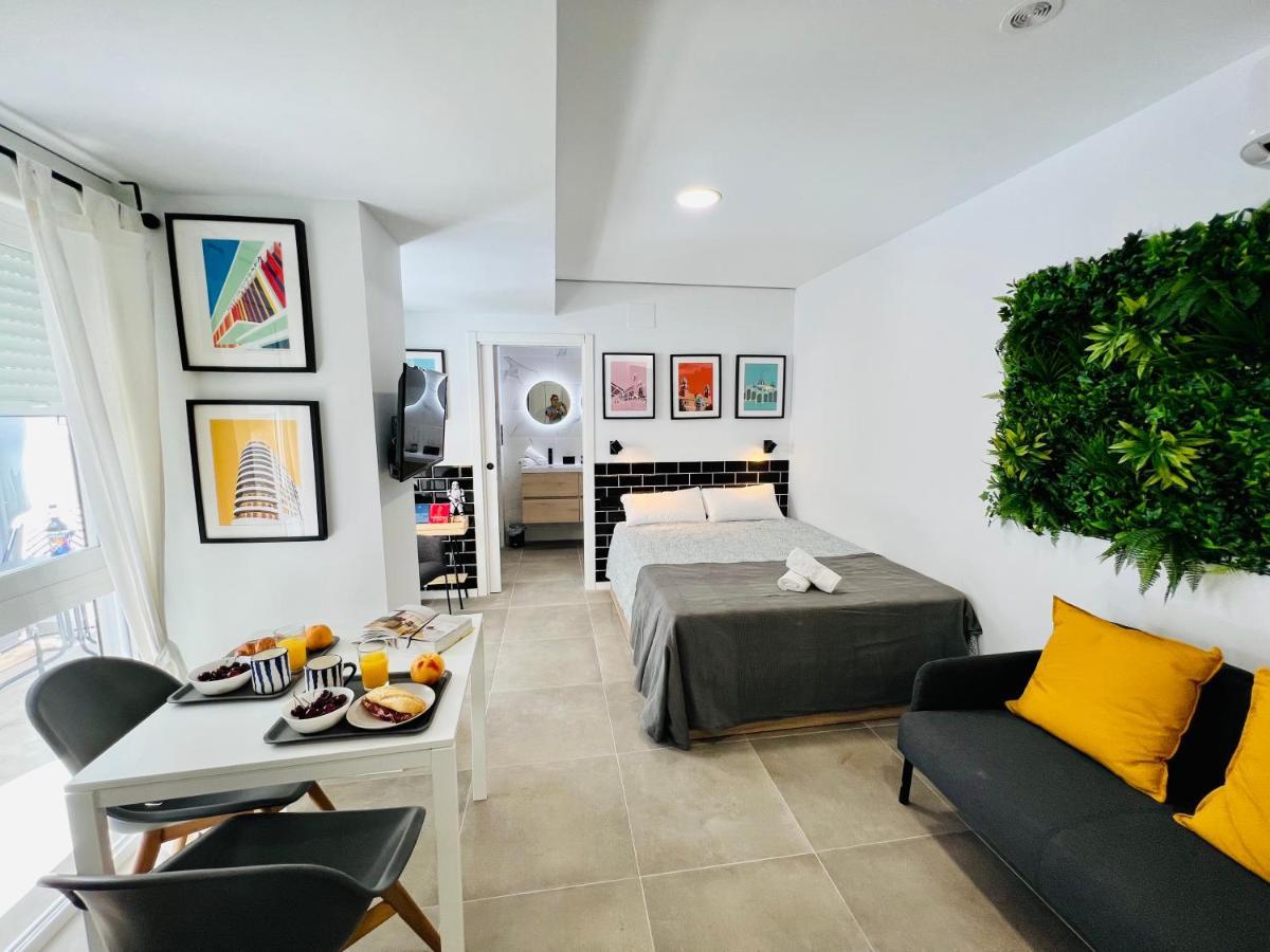 Cool Lofts Alameda Valencia Hotel Bagian luar foto