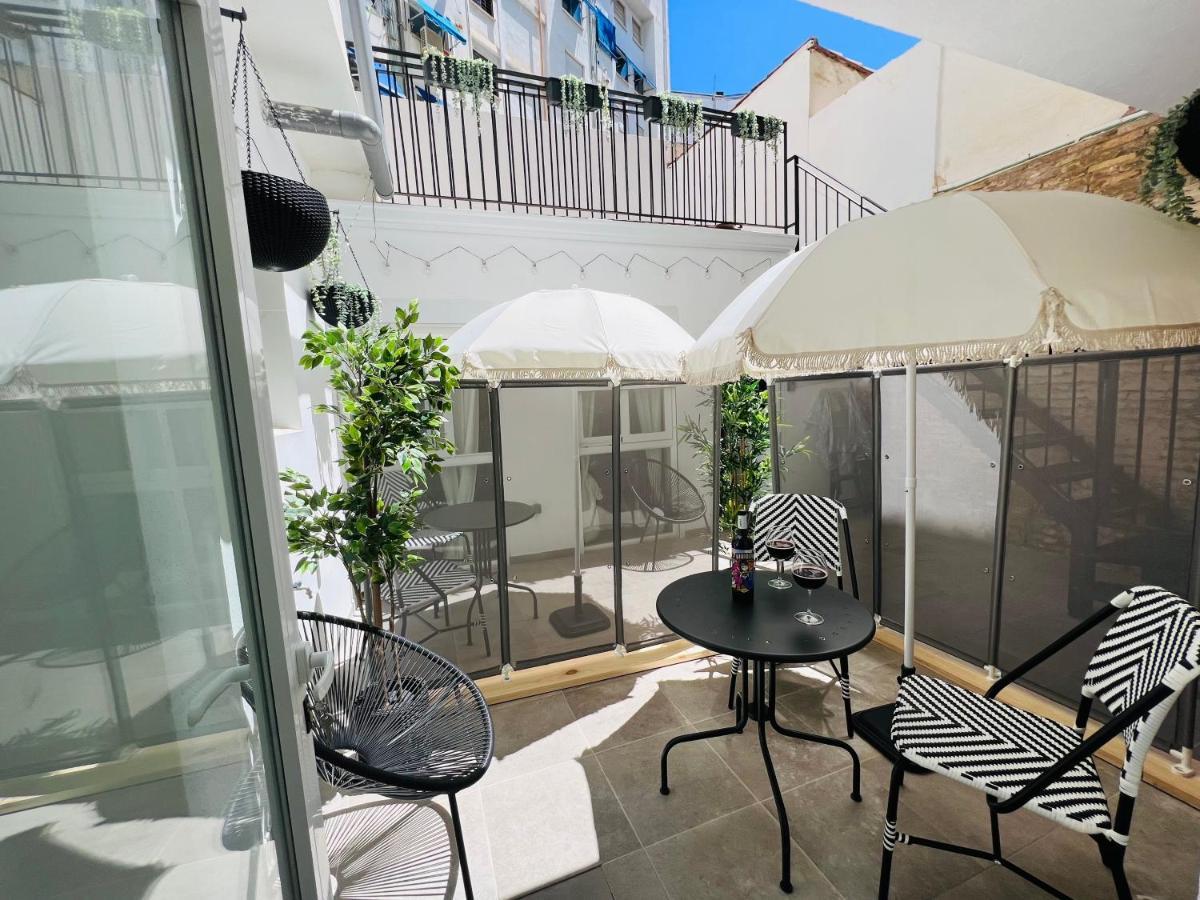 Cool Lofts Alameda Valencia Hotel Bagian luar foto