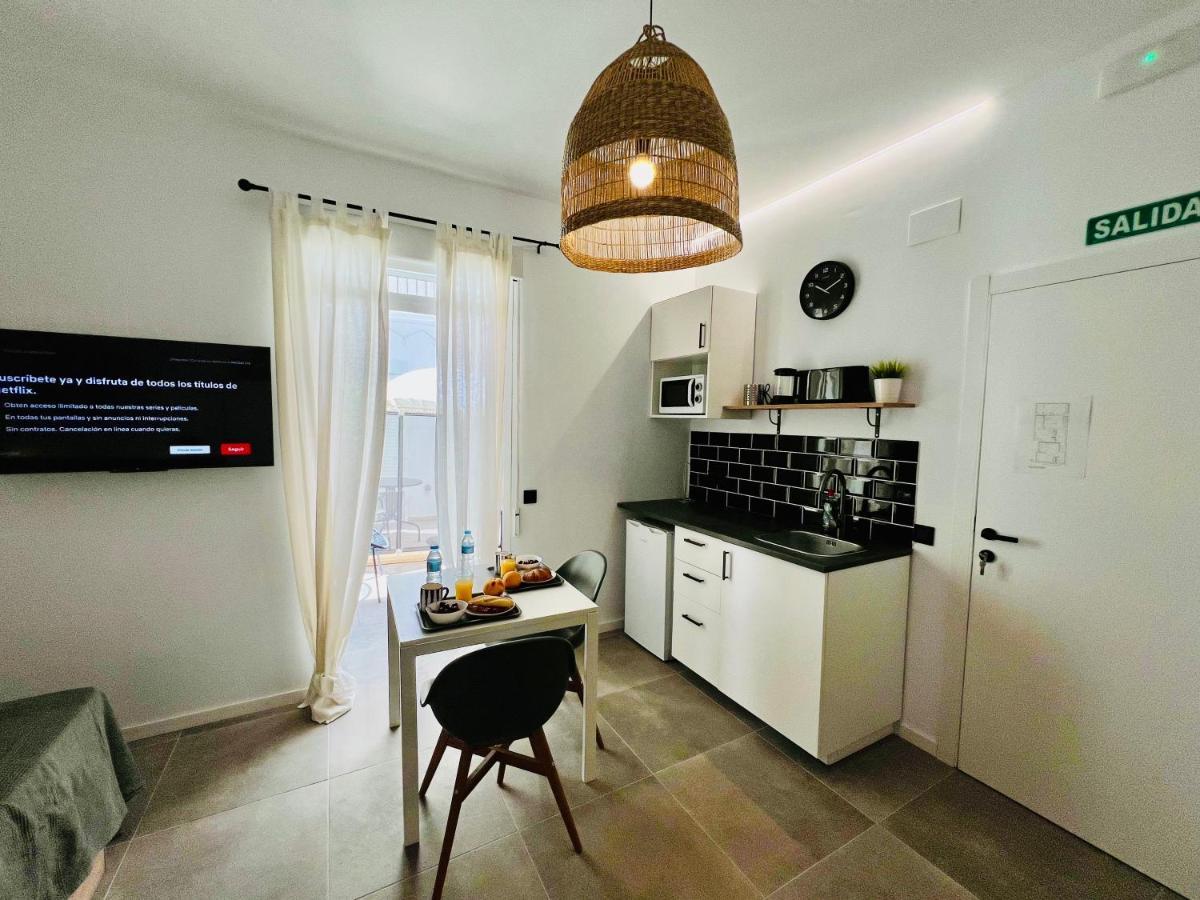 Cool Lofts Alameda Valencia Hotel Bagian luar foto