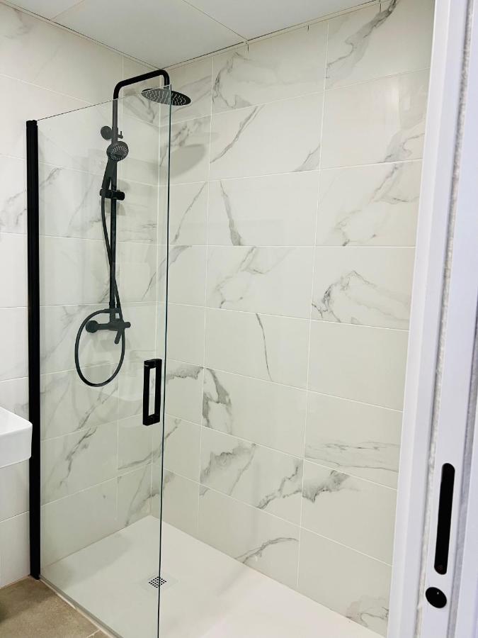 Cool Lofts Alameda Valencia Hotel Bagian luar foto