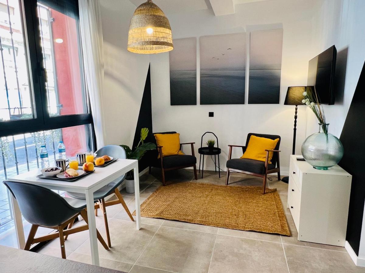 Cool Lofts Alameda Valencia Hotel Bagian luar foto