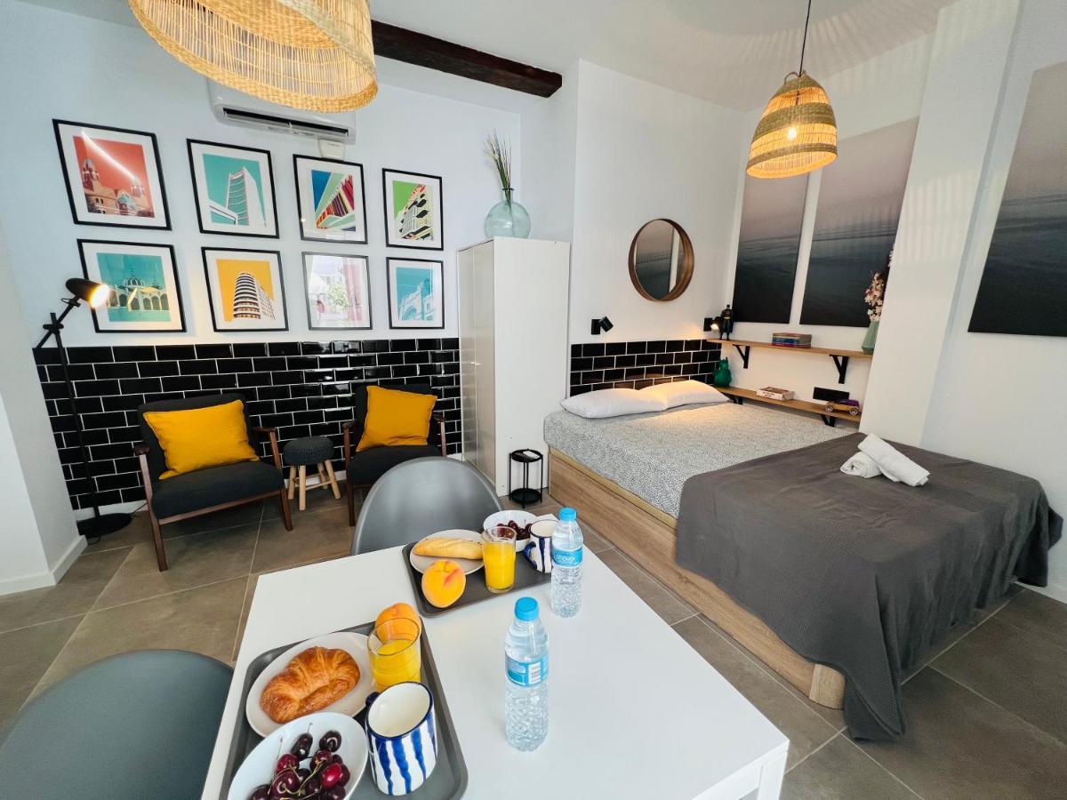 Cool Lofts Alameda Valencia Hotel Bagian luar foto